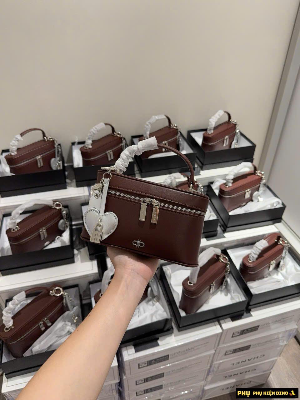 Túi Đeo Chéo Nữ Pedro Ari Leather Shoulder Bag Đỏ Mận Fullbox 12 Túi Đeo Vai Nữ Pedro Ari Màu Đỏ Mận Sang Chảnh Fullbox