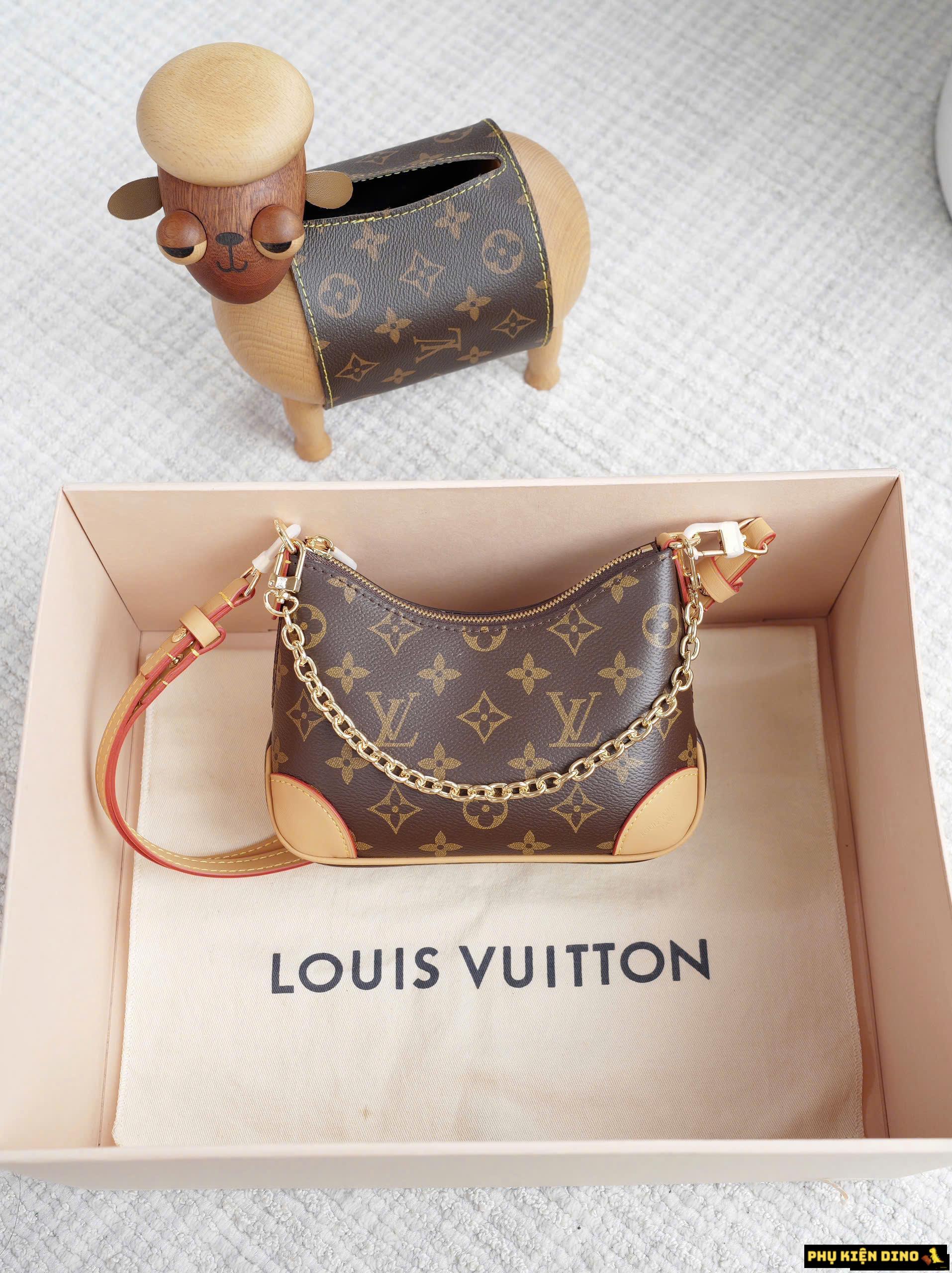 Túi Louis Vuitton LV Boulogne PM M45832 6 Túi Louis Vuitton Boulogne Shoulder Bag Monogram Size 19cm Super Vip