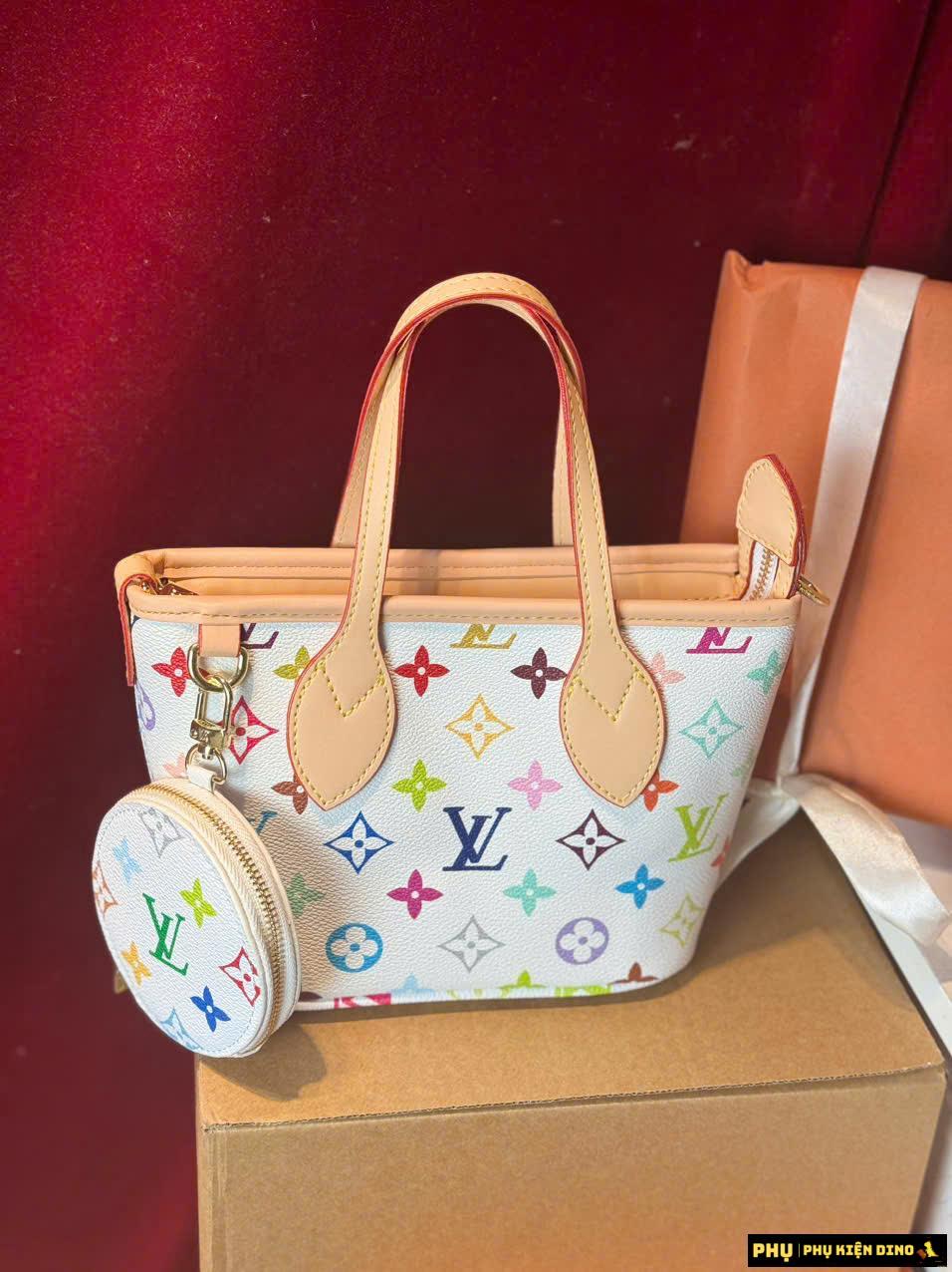 Túi Louis Vuitton LV Neverfull Mini Size 20 Tặng Kèm Ví Nhỏ Fullbox 3 Túi Louis Vuitton LV Neverfull Mini Size 20 Tặng Kèm Ví Nhỏ Fullbox