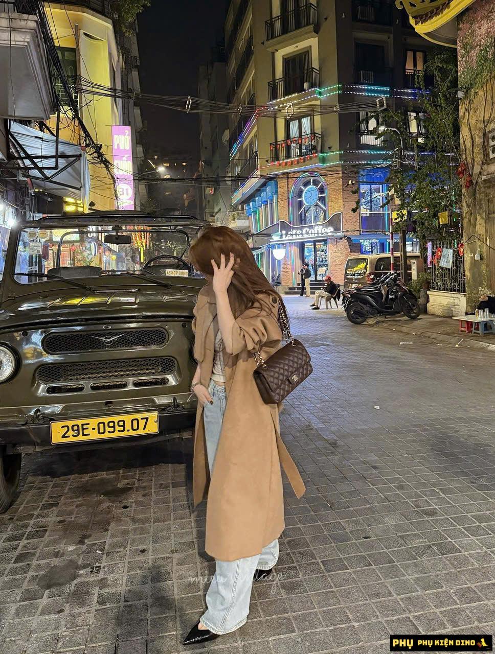 Túi Chanel Caviar Quilted Medium Double Flap Brown 4 Túi Xách Chanel Medium Double Flap Brown Caviar Leather