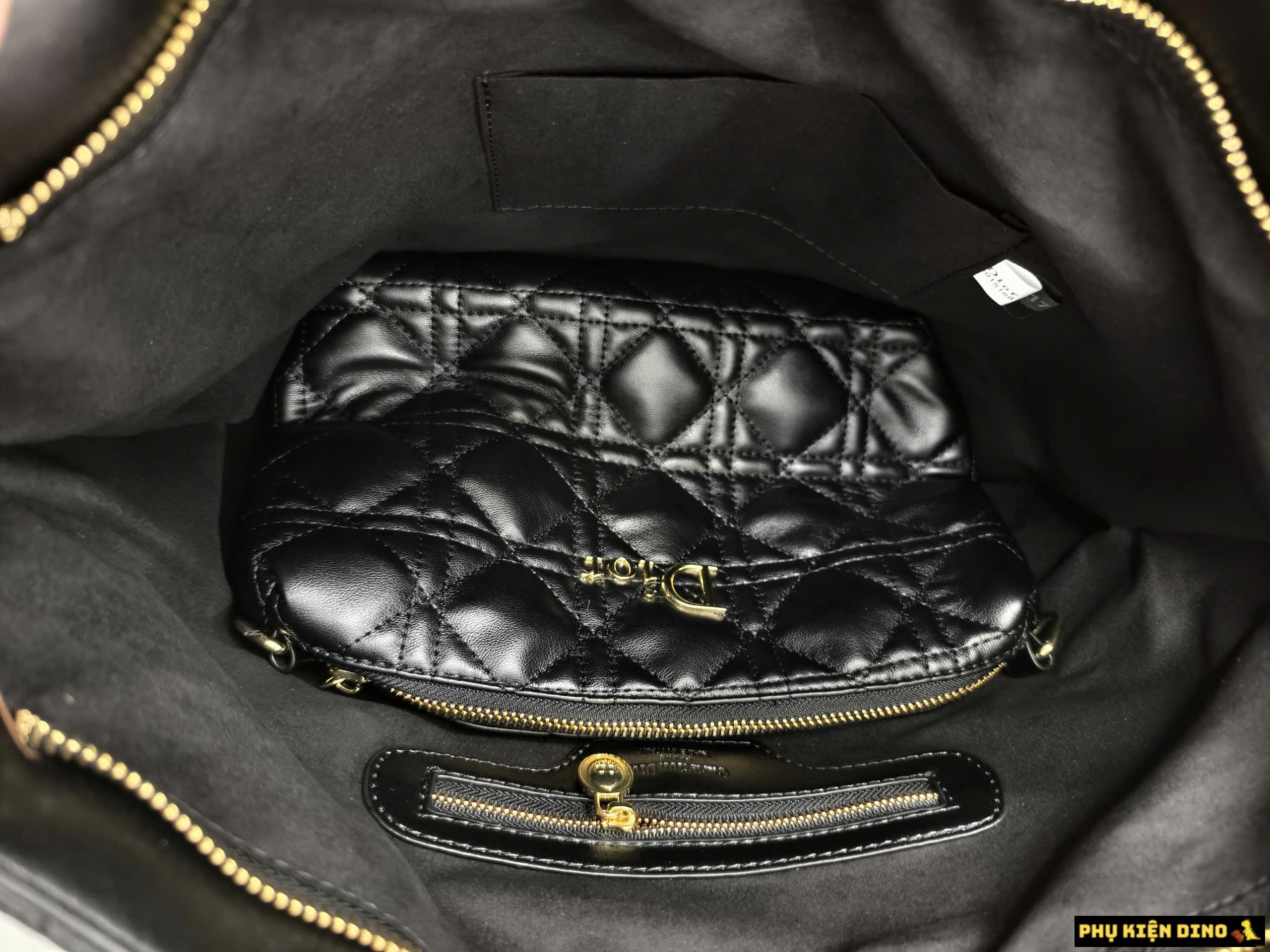 Túi Dior Công Sở Size Lớn Kèm Dây Đeo Vai Fullbox Xịn Túi Dior Công Sở Size Lớn Kèm Dây Đeo Vai Fullbox Xịn