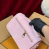 Túi Louis Vuitton LV Pochette Metis East West Quartz Fullbox 11 Túi Xách LV Pochette Metis East West Pink Quartz Bản Đẹp 2 Box Màu Hồng
