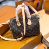 Túi Louis Vuitton LV Speedy Bandouliere Size 25 Fullbox Kèm Khăn 22 Túi Xách LV Speedy 25 Monogram Kèm Khăn Lụa Fullbox Xịn