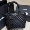 Túi Chanel Quilted Lambskin Large Ligne Cambon Tote 30 Mặt Sau Túi Chanel Cambon Ligne Large Tote Black