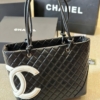 Túi Chanel Quilted Lambskin Large Ligne Cambon Tote 27 Túi Chanel Cambon Large Tote Màu Đen Logo Trắng