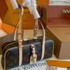 Túi Louis Vuitton LV Hang On Brown Fullbox M47031 15 Túi LV Hang On Nâu Luxury Handbag Fullbox Đủ Hộp