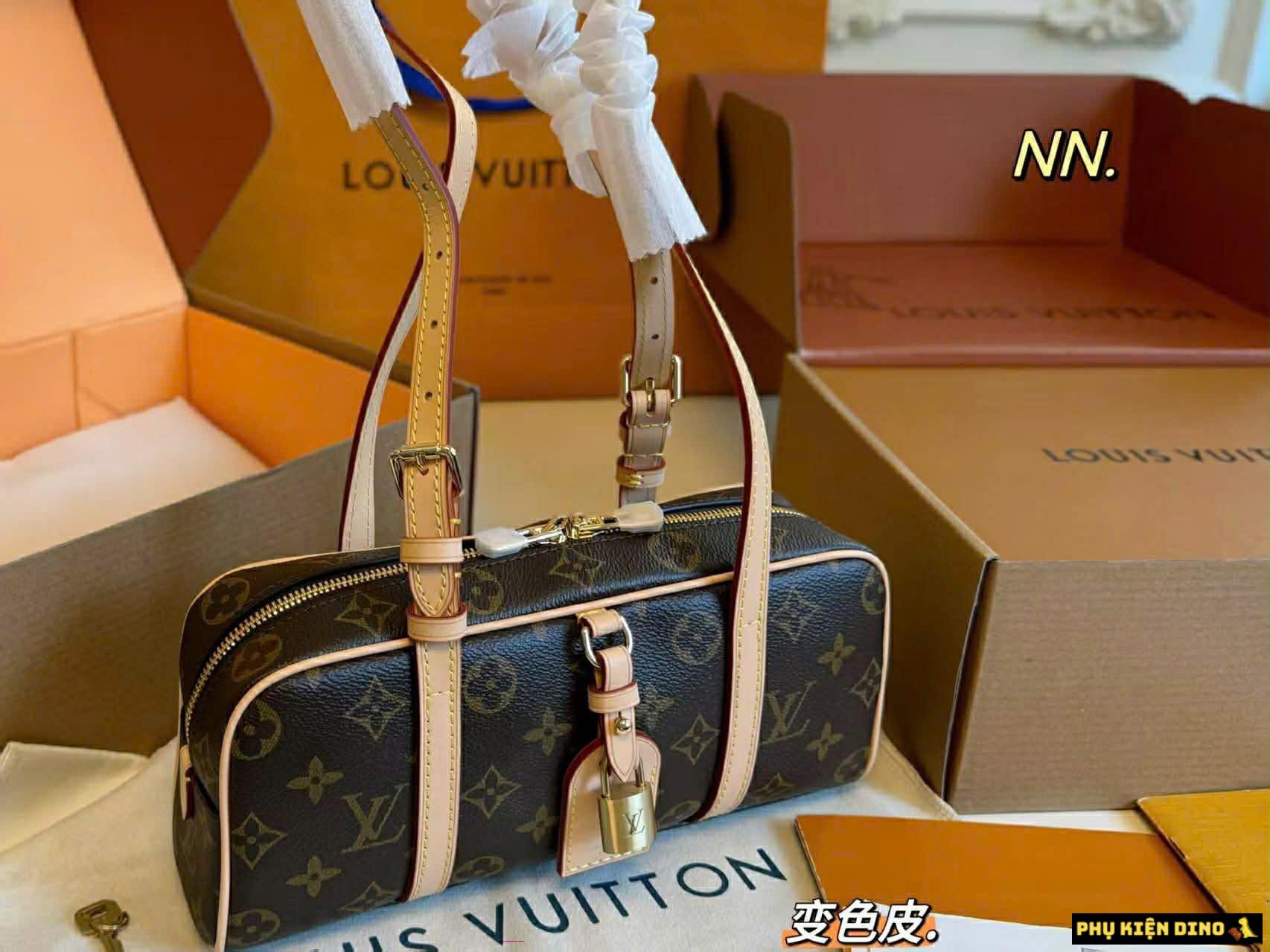 Túi LV Hang On Nâu Luxury Handbag Fullbox Đủ Hộp Túi LV Hang On Nâu Luxury Handbag Fullbox Đủ Hộp