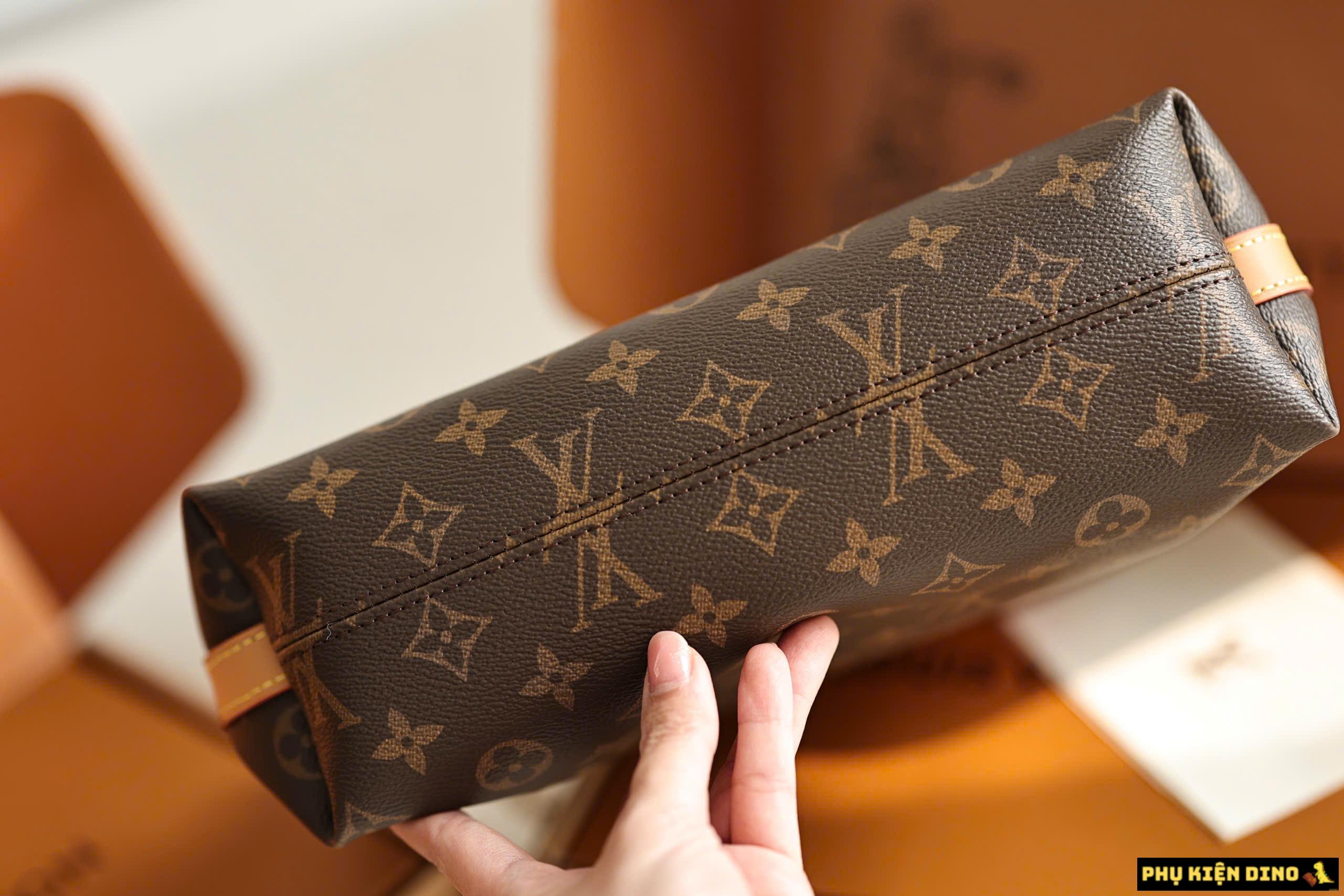 Túi LV Multipass Monogram Hobo Size 26 Túi LV Multipass Monogram Hobo Size 26