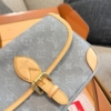 Túi Đeo Chéo Nữ Louis Vuitton LV Diane Gray Denim Fullbox 12 Túi Xách LV Diane Màu Xám Denim Bản VIP Fullbox