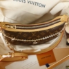 Túi Louis Vuitton LV CarryAll Monogram Size 24cm Tặng Móc Kitty 22 Túi Louis Vuitton CarryAll Monogram Chất Liệu Da Dày Dặn