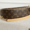 Túi Louis Vuitton LV CarryAll Monogram Size 24cm Tặng Móc Kitty 20 Túi Louis Vuitton CarryAll Size 24cm Thiết Kế 2 Quai Linh Hoạt